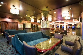 Carnival Fascination Beverly Hills Bar 1.jpg